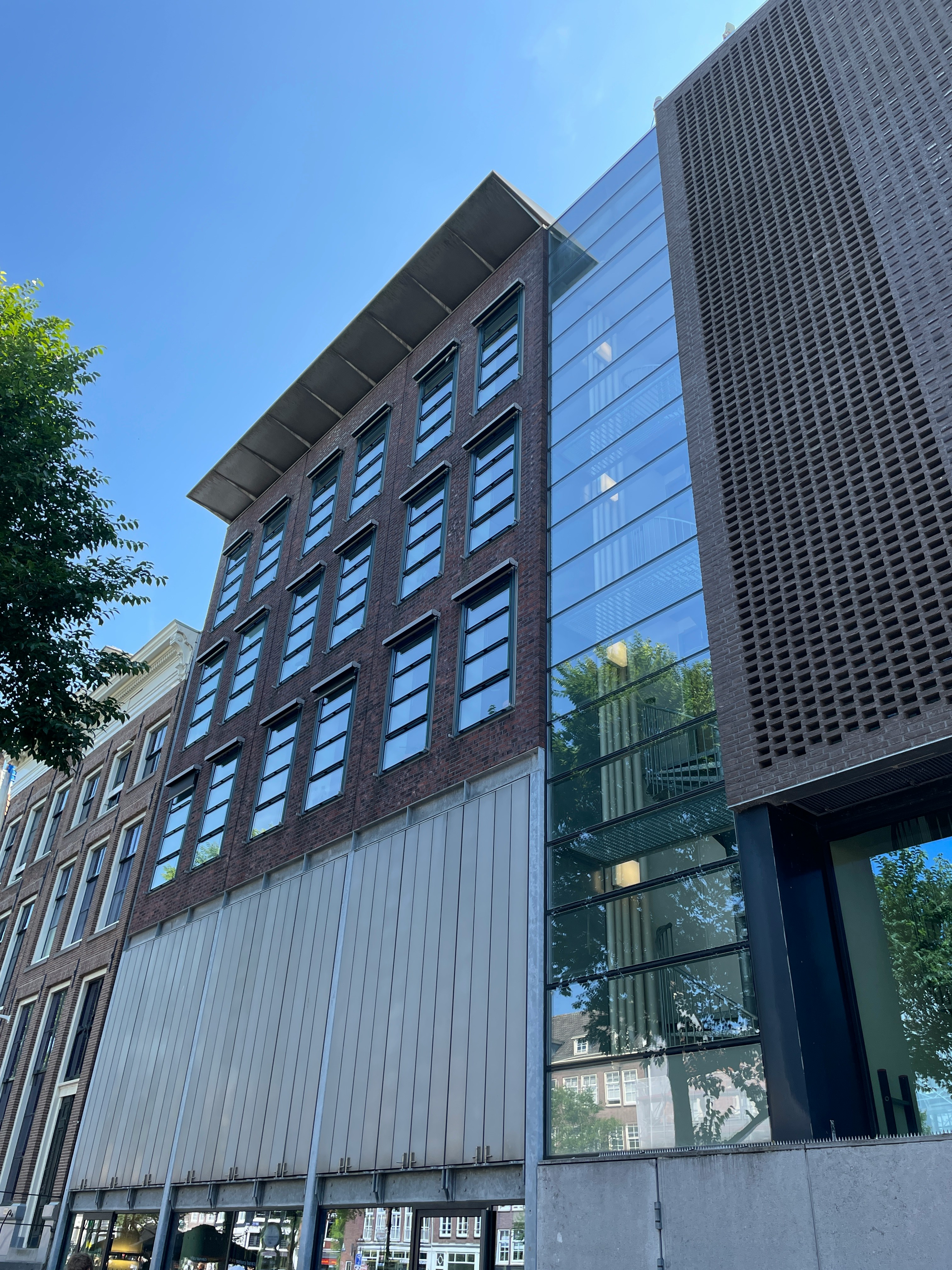 Ask before signing a window tint contract: five questions building managers should ask before installation begins.